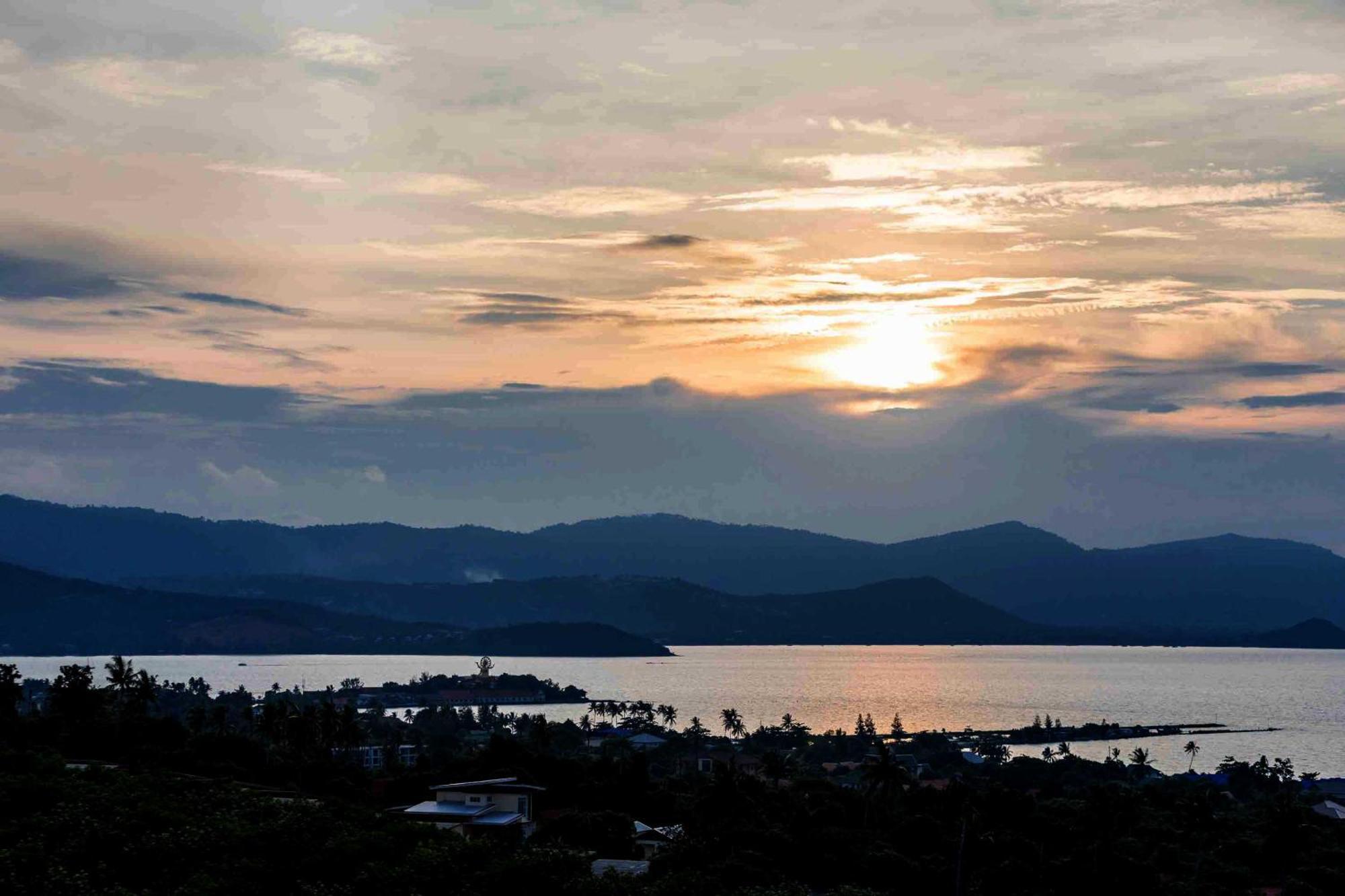 Sunset Estates - Samui Luxury Villas Choeng Mon Екстериор снимка
